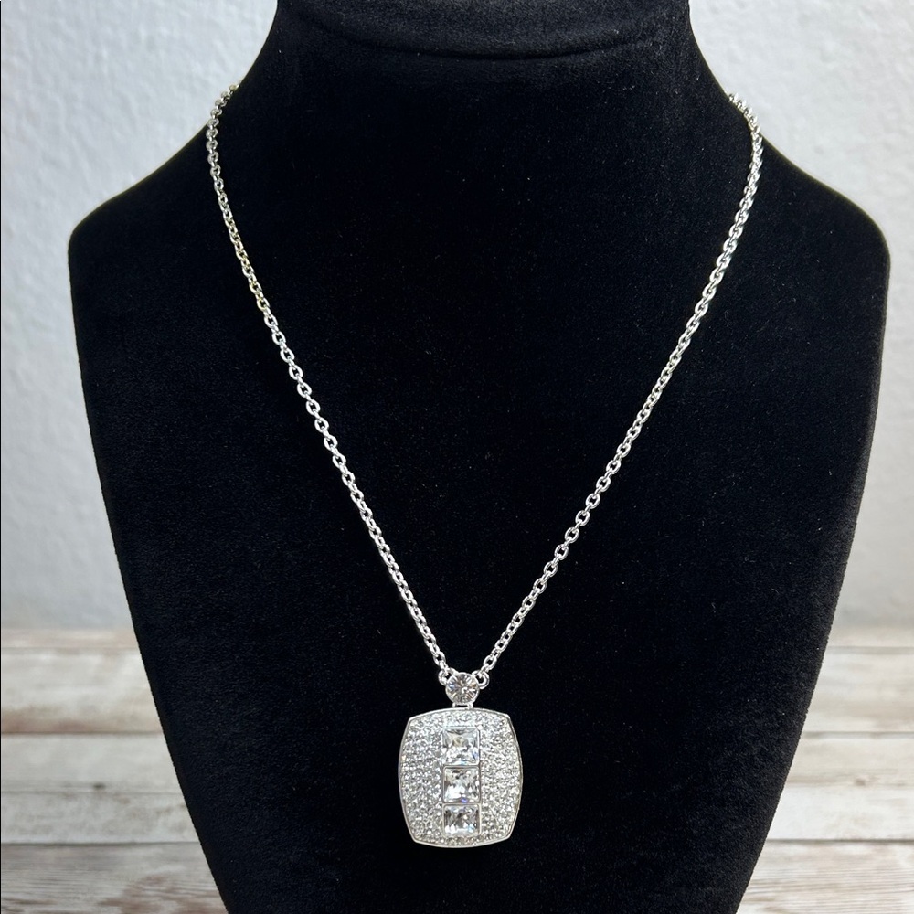 Givenchy Silver Pendant Necklace